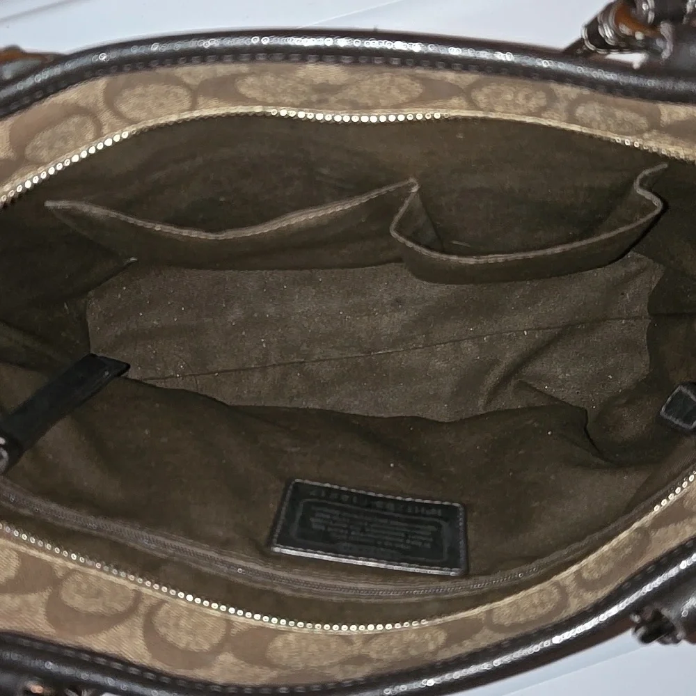 Coach handbag - Picture 13 of 14